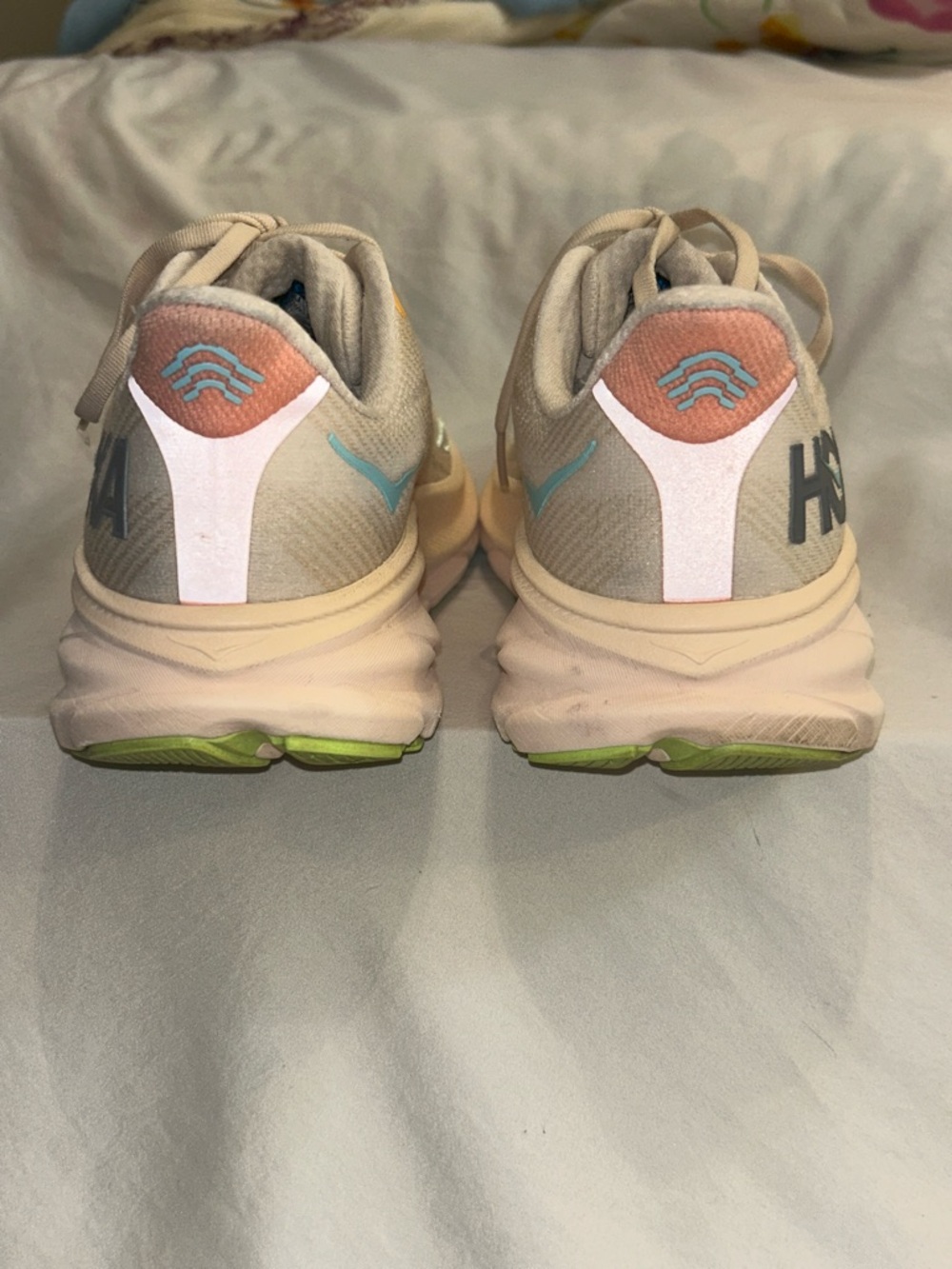 Hoka OneOne Clifton 9 Running Shoe - Picture 3 of 8